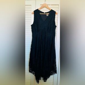 Taylor lace dress